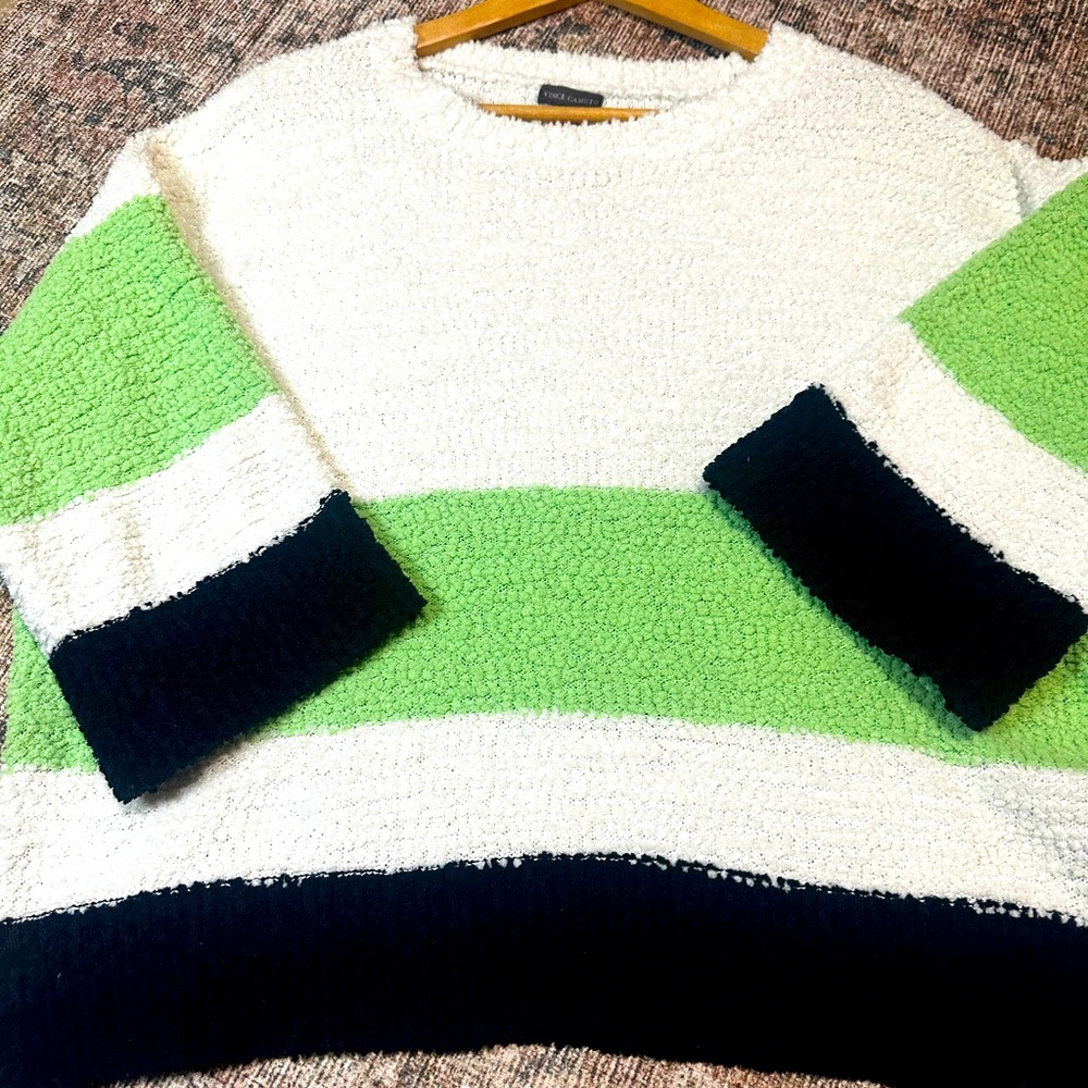 Vince Camuto sweater